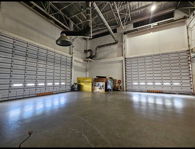 4,633M² TRAINING FACILITY FOR SALE IN HUGHES